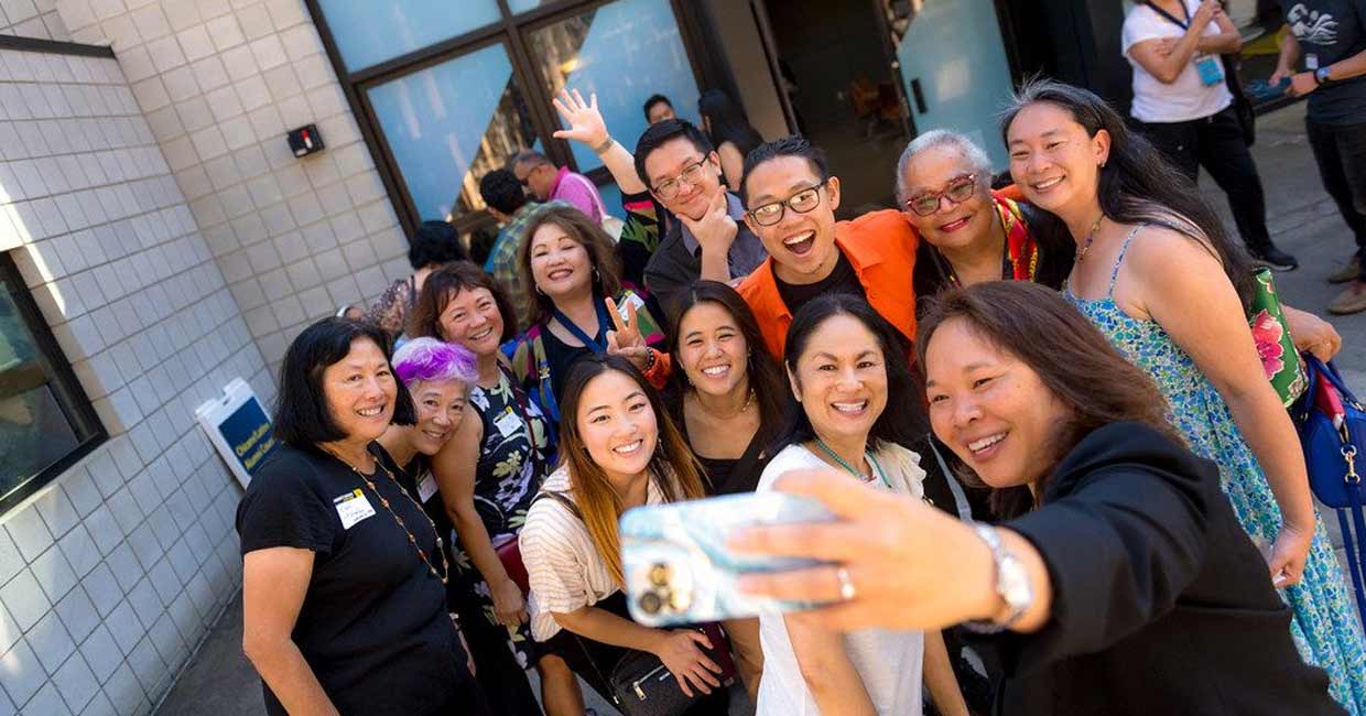 Group of alumni taking a selfie